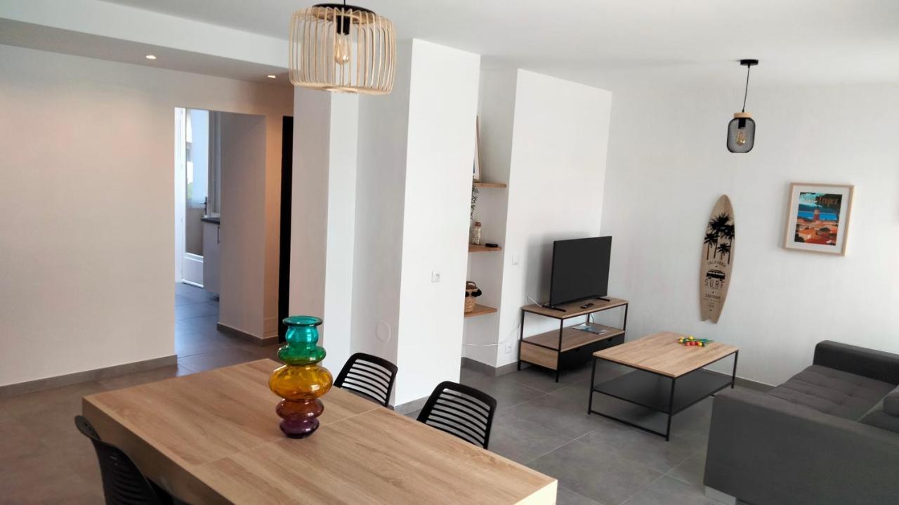 Appartement Terre Et Mer Hyeres Exterior photo